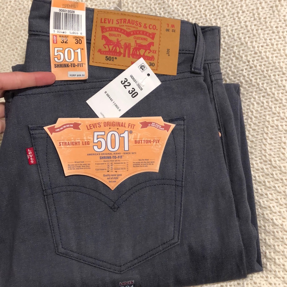 ••S O L D•• 𝚕𝚎𝚟𝚒’𝚜 𝟻𝟶𝟷